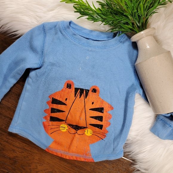 🌿5/$25 Jumping Beans Blue Tiger Shirt | 18m - Picture 2 of 5